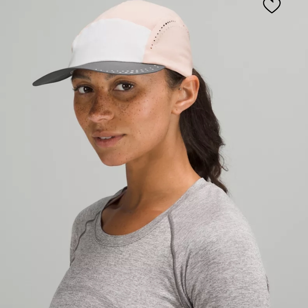 Lululemon Lightweight Crushable Run Hat in Graphite Gray/Pink Clay/Seal Gray